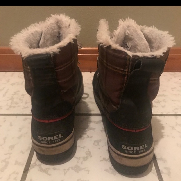 Sorel boot - Picture 3 of 5